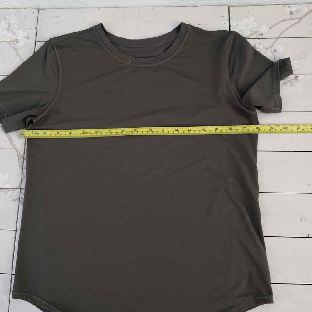 lululemon athletica Gray Women's Blouse - Picture 3 of 4